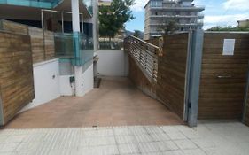 Appartement Résidence à ROSES - PORT TREBOL avec piscine et parking privé